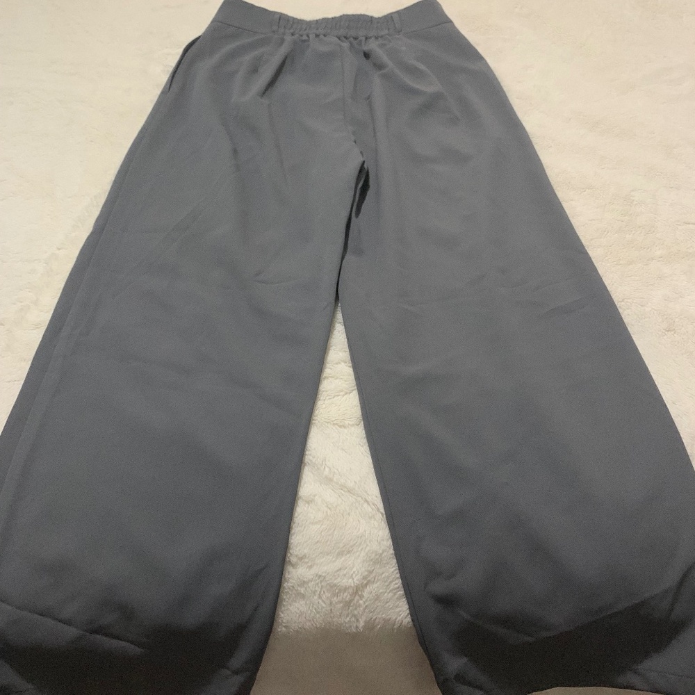 High Waisted Gray Pants-Halara